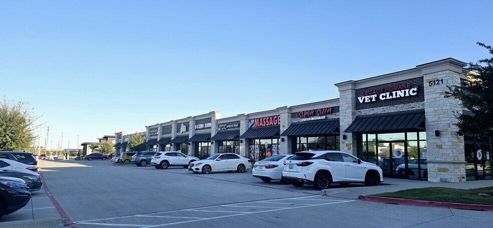 More Photos Of 5121 Collin McKinney Pky, McKinney Storefront Retail Office For Lease