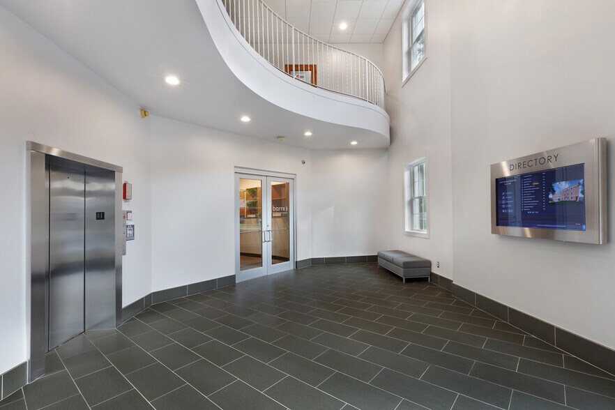 More Photos Of 4900 Massachusetts Ave NW, Washington Office For Lease