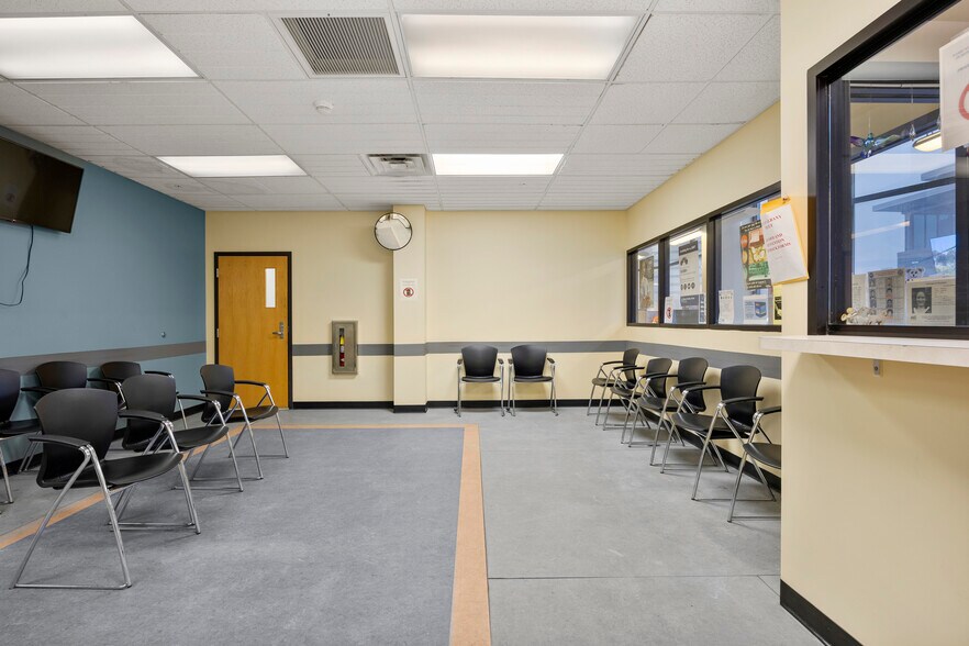 More Photos Of 60 S Pearl St, Albany Office For Sale