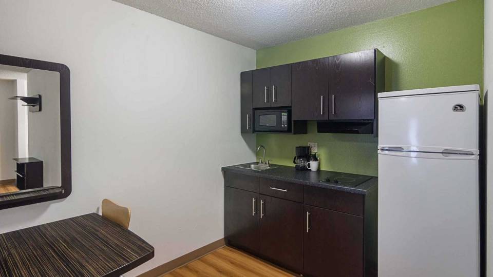 More Photos Of 4601 SW 3rd St, Oklahoma City Hotel For Sale