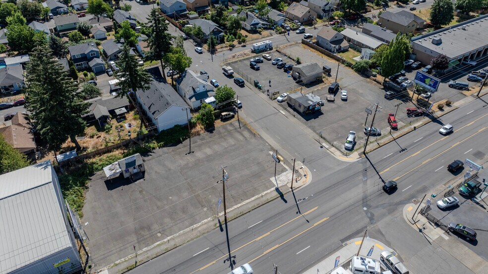 More Photos Of 6302 SE 82nd Ave, Portland Land For Lease