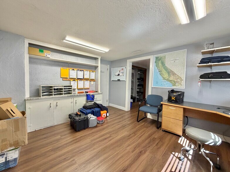 More Photos Of 1605 Capitola Rd, Santa Cruz Office For Lease