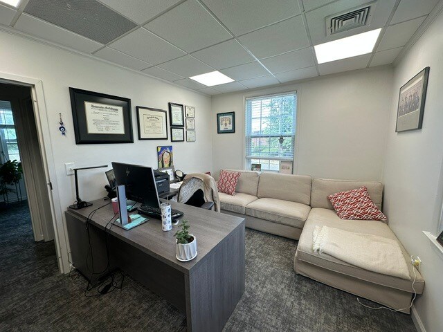 More Photos Of 2437 Albany Ave, West Hartford Office For Lease