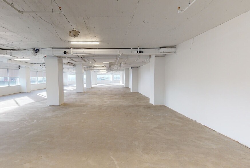 More Photos Of 5301 Wisconsin Ave NW, Washington Office For Lease