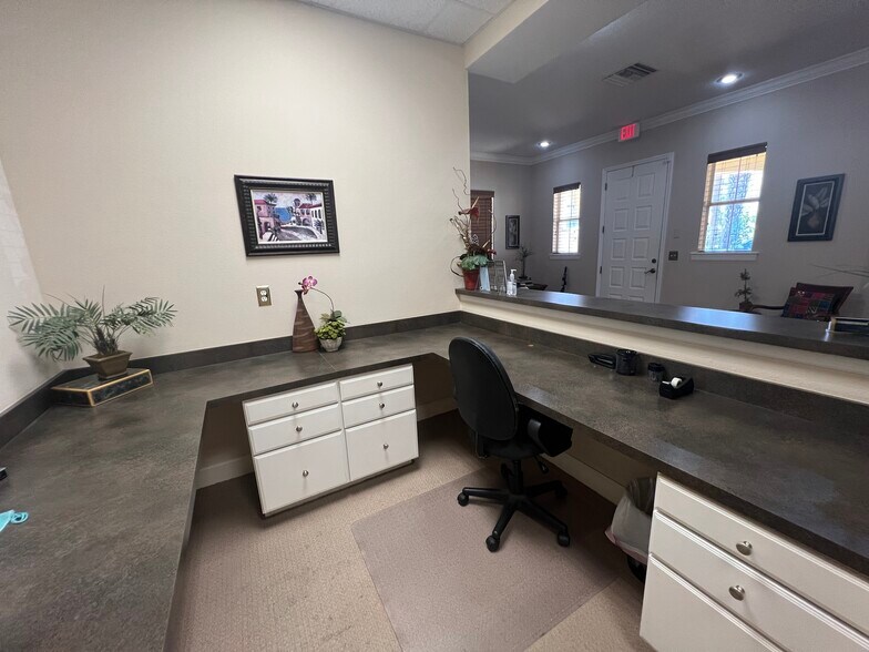 More Photos Of 114 S Fremont Ave, Tampa Office For Sale