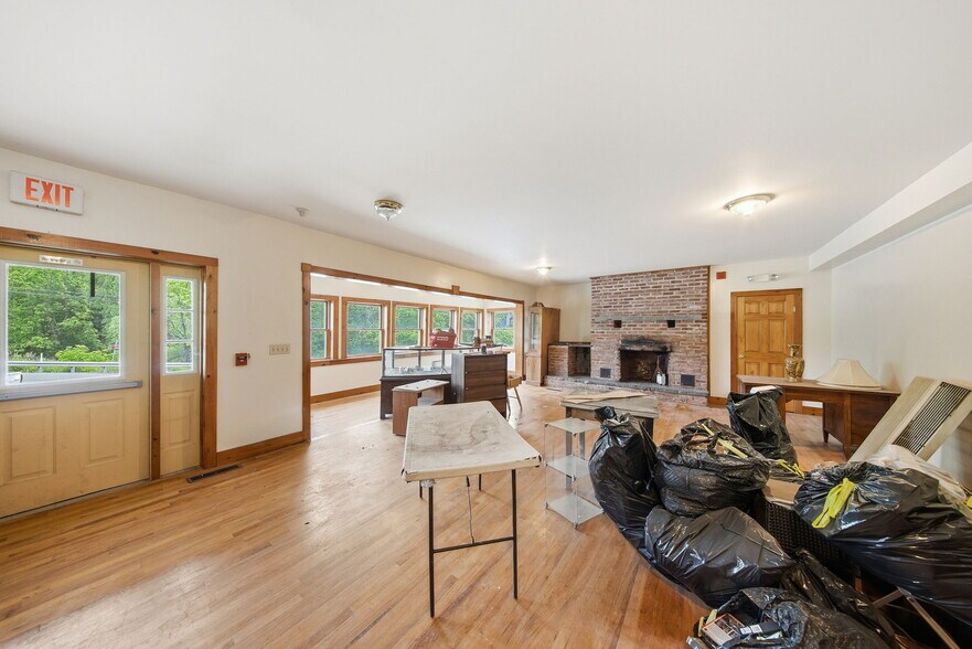 More Photos Of 696 PA-590, Lackawaxen Multifamily For Sale