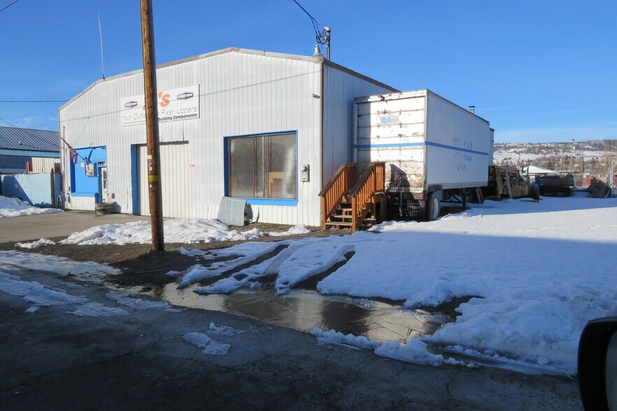 More Photos Of 534 Market St, Klamath Falls Industrial For Sale