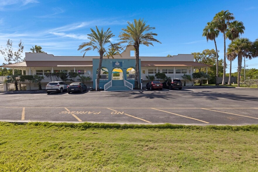 More Photos Of 19950-19980 Overseas Hwy, Sugarloaf Key Office For Sale