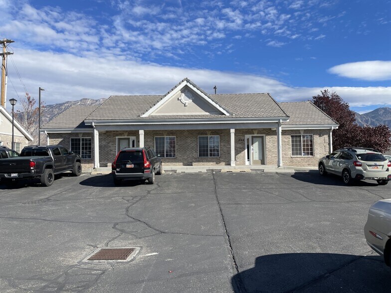 More Photos Of 843-845 S 220 E, Orem Office For Lease