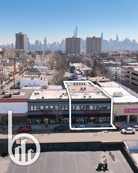More Photos Of 5806-5810 Bergenline Ave, West New York Storefront Retail Office For Lease