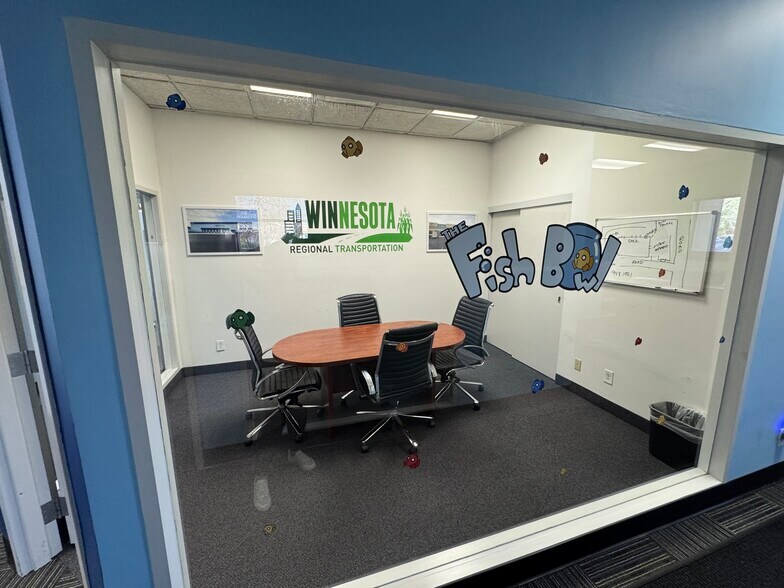 More Photos Of 10100 Crosstown Cir, Eden Prairie Warehouse For Sale