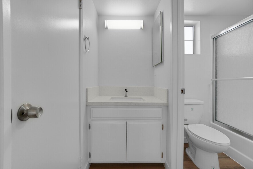 More Photos Of 519 South St, Glendale Apartments For Sale