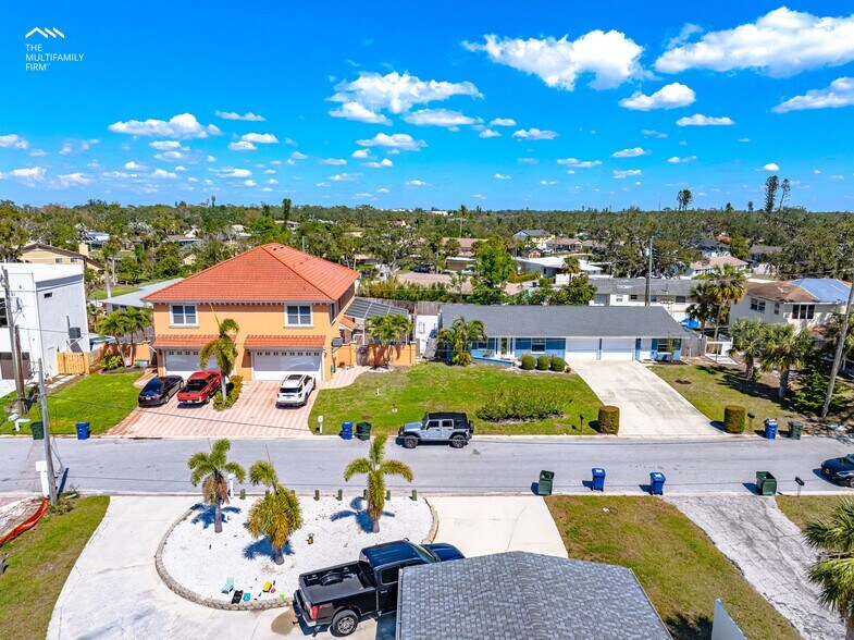 Primary Photo Of 2119- 2125 Montclair Dr, Sarasota Apartments For Sale