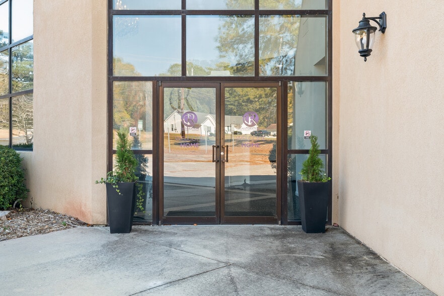 More Photos Of 3057 Walt Stephens Rd, Jonesboro Specialty For Sale