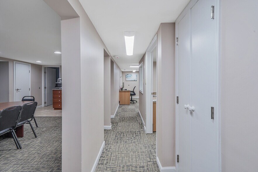 More Photos Of 2983 Long Beach Rd, Oceanside Medical For Sale