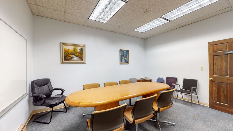 More Photos Of 6 Way Rd, Middlefield Office For Sale