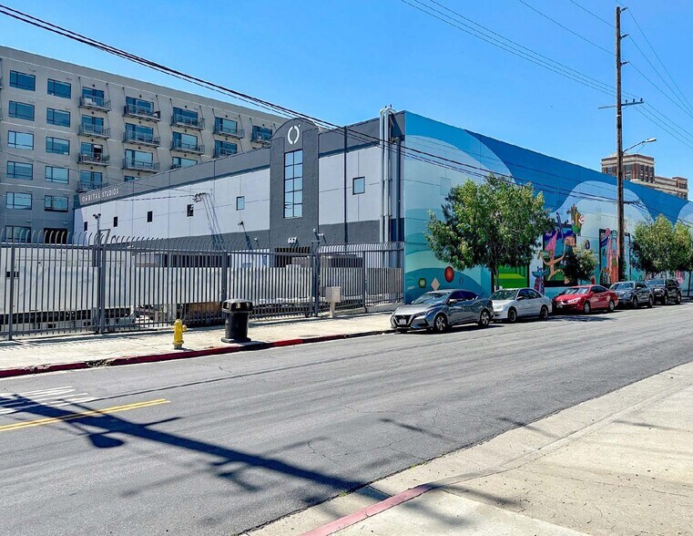 More Photos Of 667 Santa Fe Ave, Los Angeles Industrial For Sale