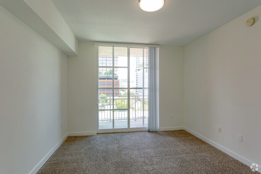 More Photos Of 410 Evernia St, West Palm Beach Apartments For Lease
