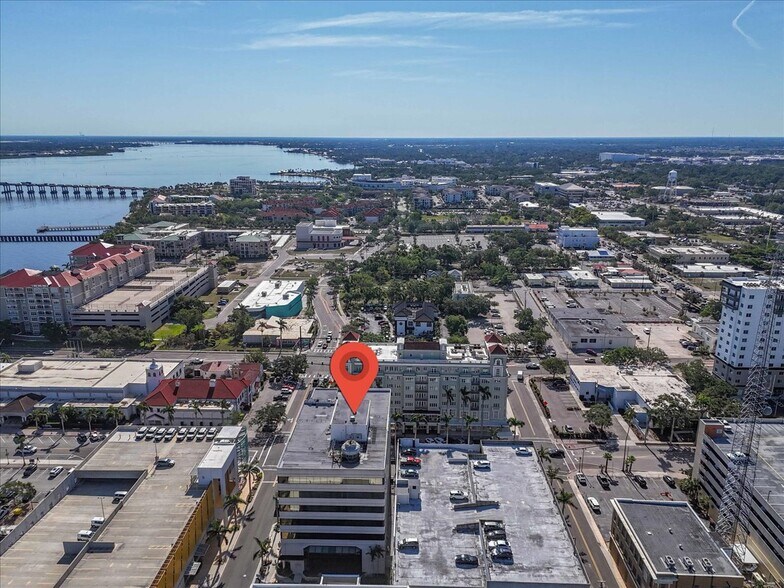 More Photos Of 1001 3rd Ave W, Bradenton Medical For Lease