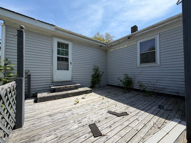 More Photos Of 736 Highway 2, Elmsdale Office For Sale