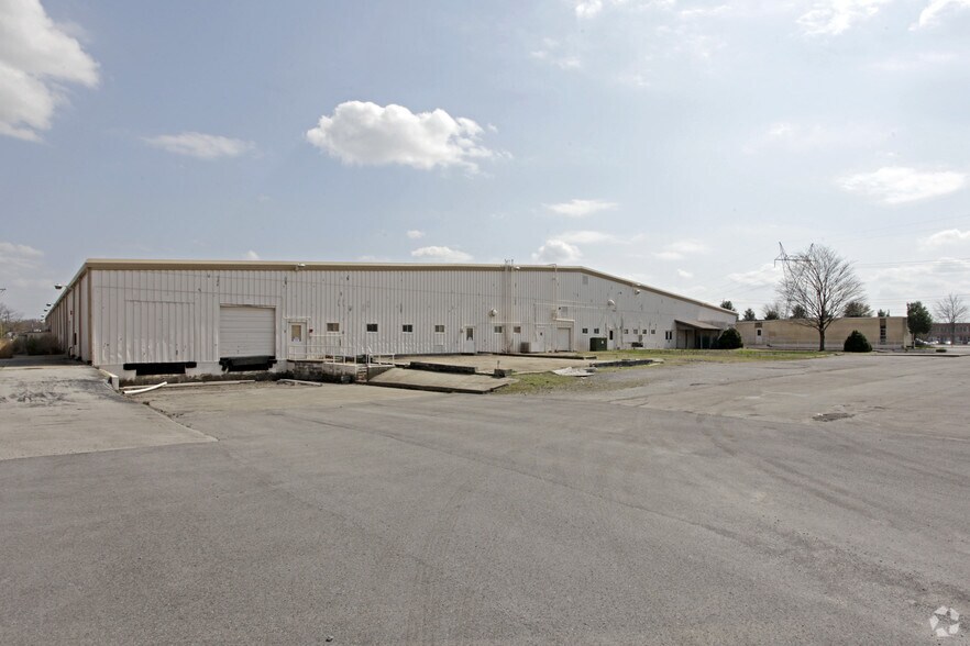Primary Photo Of 845 Middle Tennessee Blvd, Murfreesboro Manufacturing For Lease