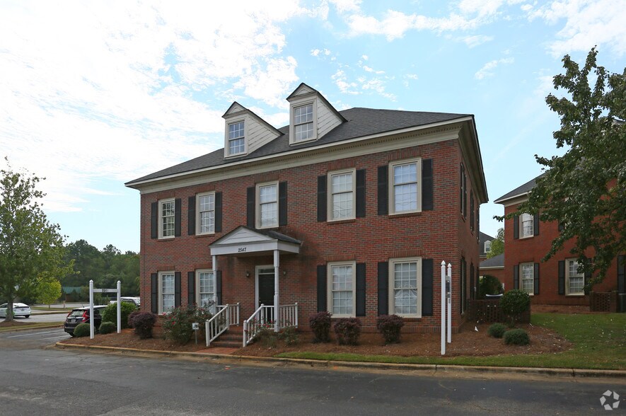 More Photos Of 2547 Lafayette Plaza Dr, Albany Unknown For Lease