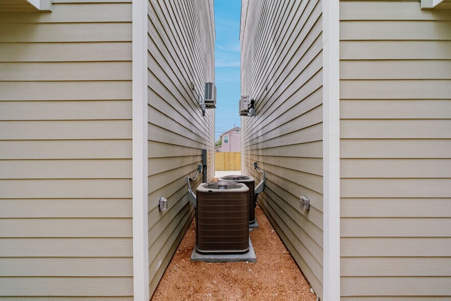 More Photos Of , San Antonio Multifamily For Sale