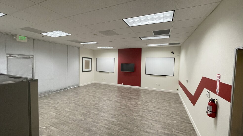 More Photos Of 4750-4794 Duckhorn Dr, Sacramento Research And Development For Sale