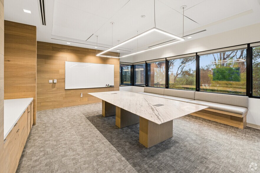 More Photos Of 2220 N University Dr, Newport Beach Office For Lease