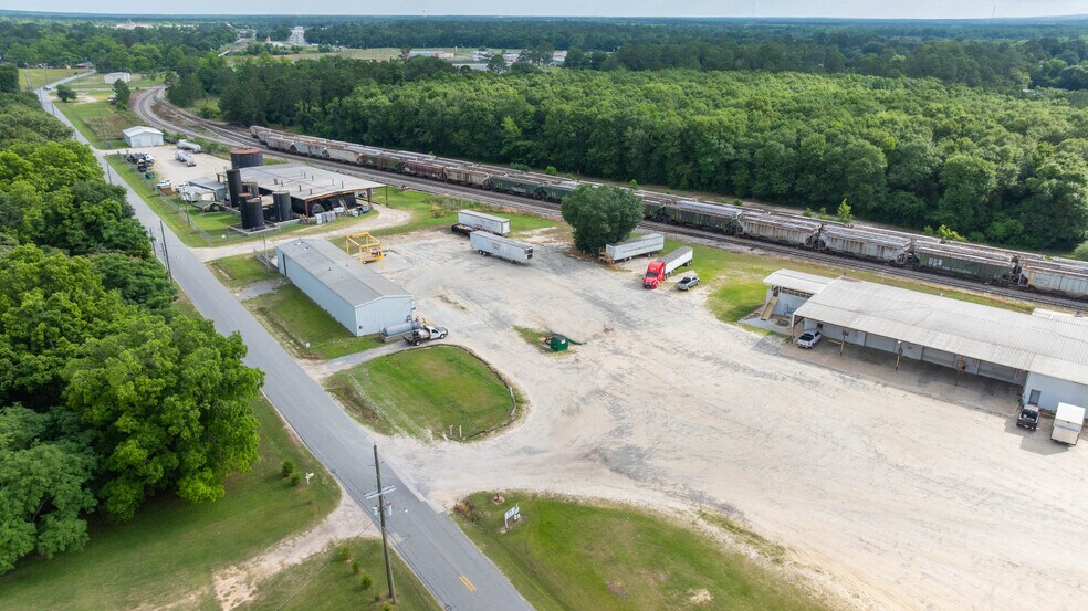 More Photos Of 565 Thomas St, Camilla Industrial For Sale
