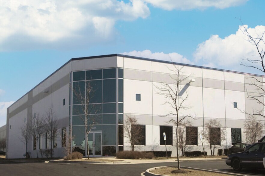 More Photos Of 1625 Hunter Rd, Hanover Park Warehouse For Lease