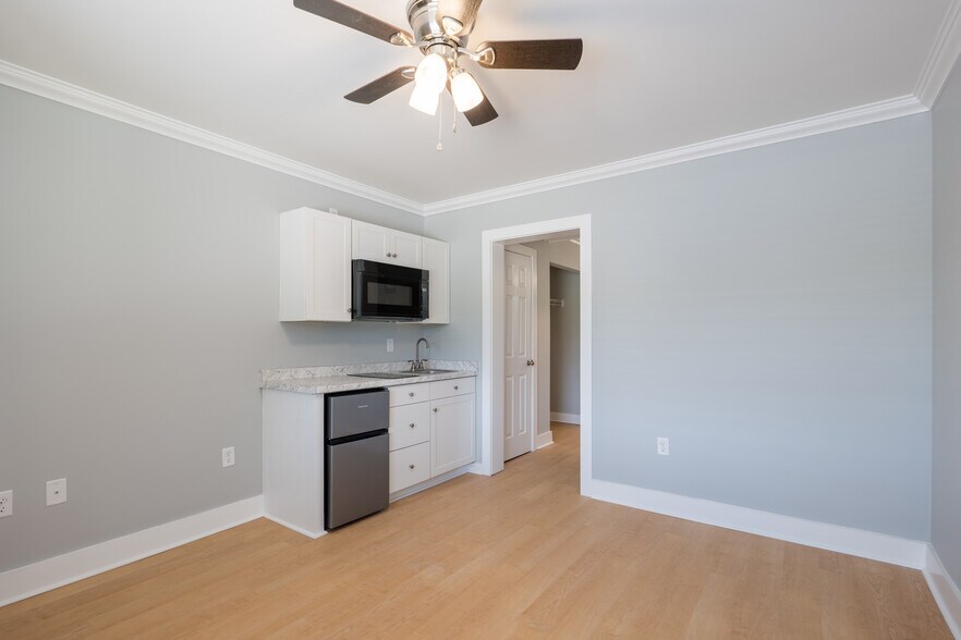 More Photos Of 149 West Thigpen Avenue, Lakeland Apartments For Sale