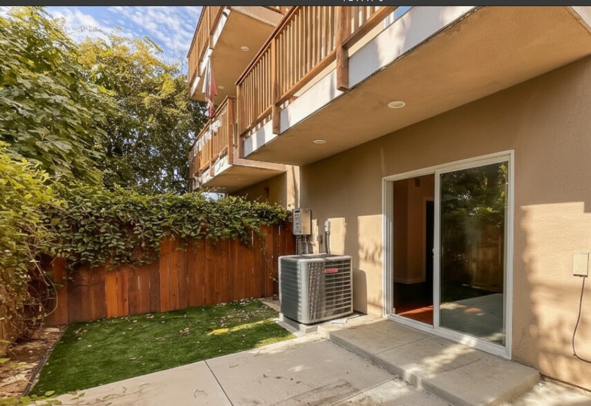 More Photos Of 6178 Aldama St, Los Angeles Apartments For Sale