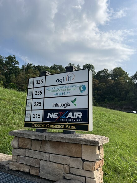 More Photos Of 235 Terrace Ave, Huntington Unknown For Lease