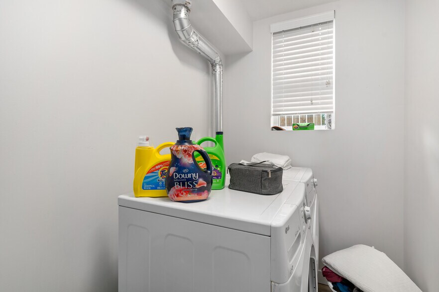 More Photos Of 303 Waddy Lane, Strathmore Multifamily For Sale