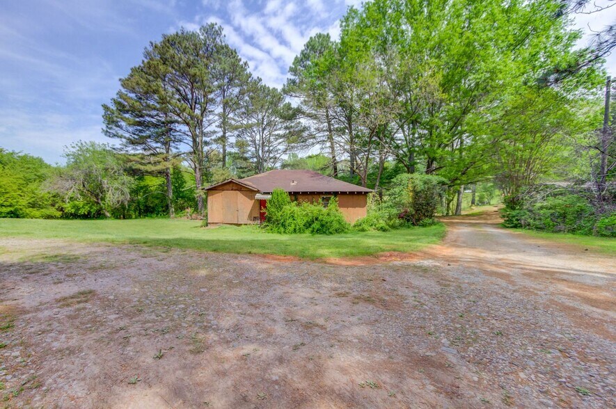 More Photos Of 5692 Castleberry Rd, Cumming Land For Sale