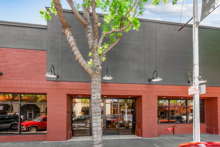 More Photos Of 309-317 W Main St, Visalia Office For Lease