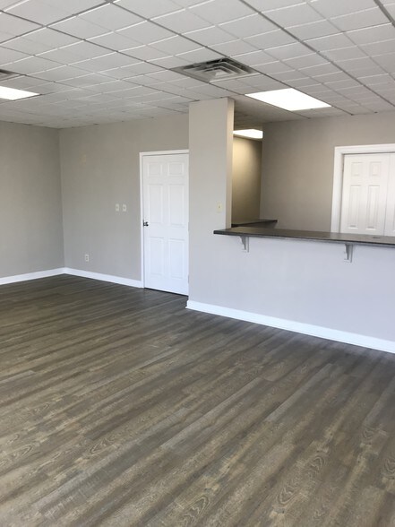 More Photos Of 907 Rivergate Pky, Goodlettsville Freestanding For Sale