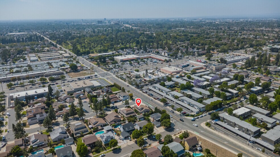 More Photos Of 2229 Ponderosa St, Santa Ana Apartments For Sale