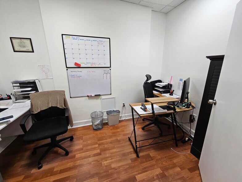 More Photos Of 12550 Biscayne Blvd, North Miami Medical For Sale