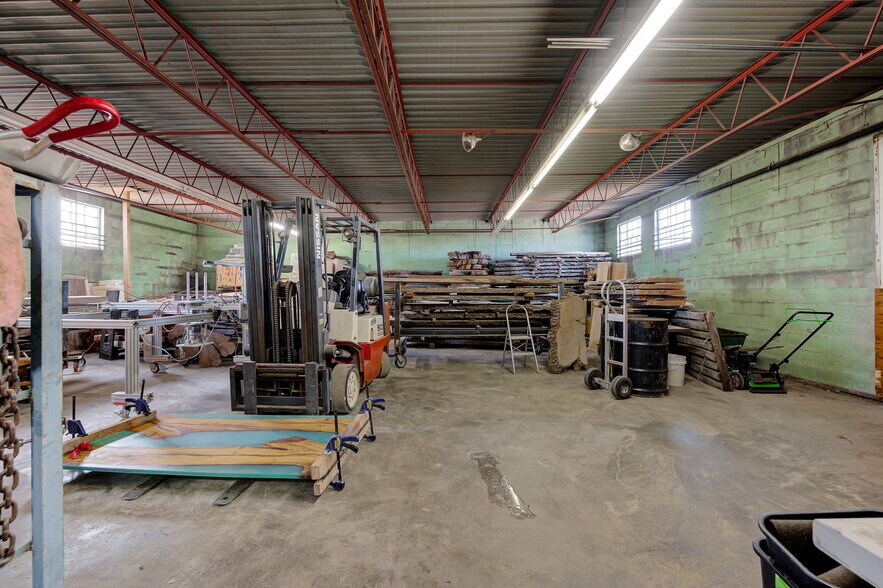 More Photos Of 1615 N Portland Ave, Oklahoma City Warehouse For Sale