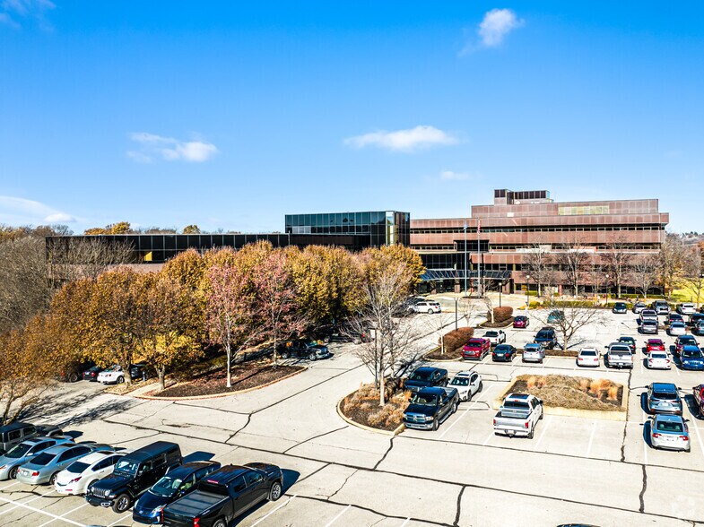 More Photos Of 5200 Metcalf Ave, Overland Park Office For Lease