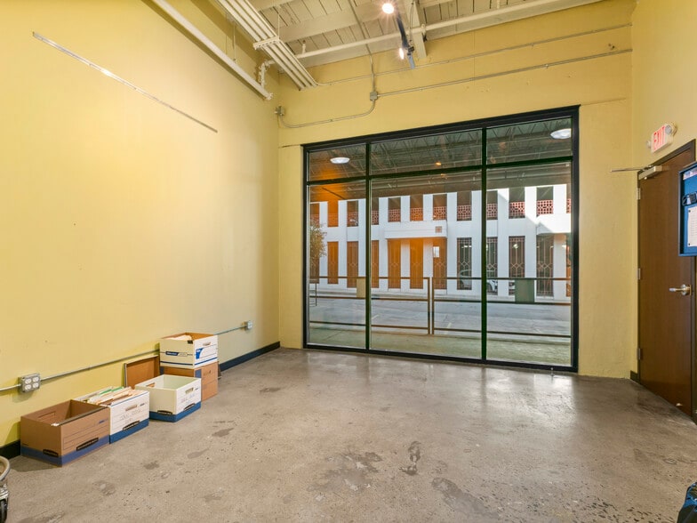 More Photos Of 19 Rankin Ave, Asheville Loft Creative Space For Sale