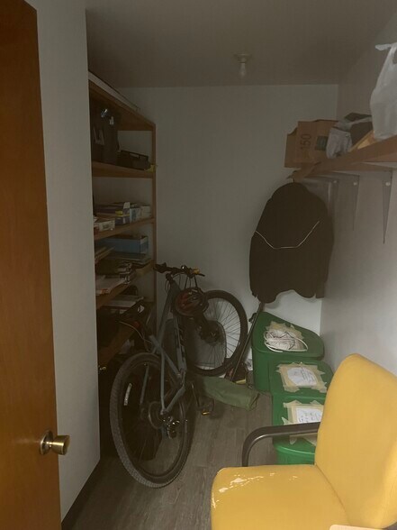 More Photos Of 350 Garfield Ave, Duluth Warehouse For Lease