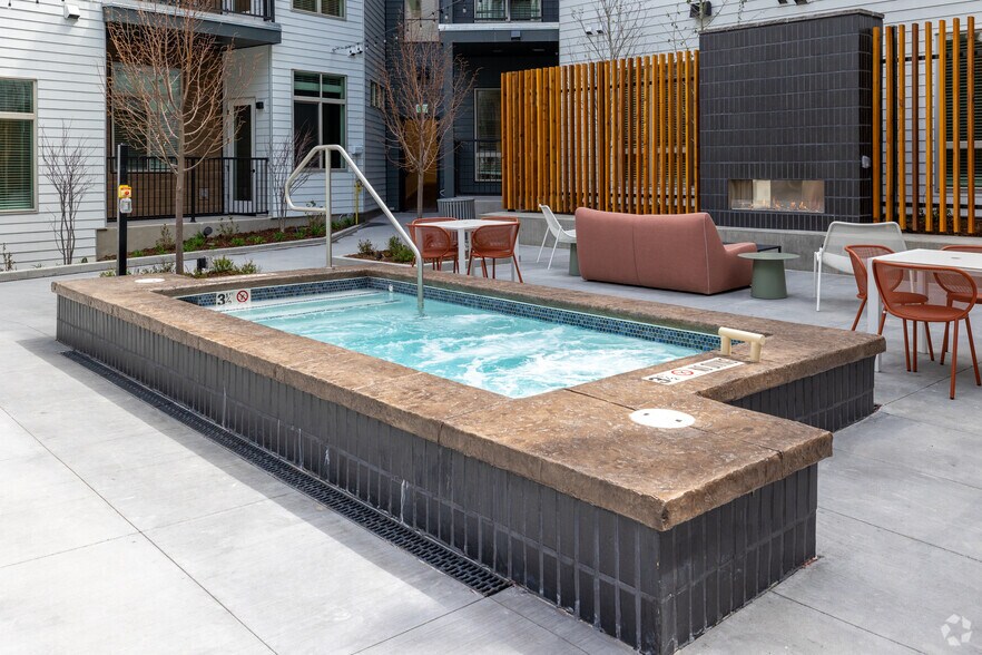 More Photos Of 12150 E Dartmouth Ave, Aurora Apartments For Lease