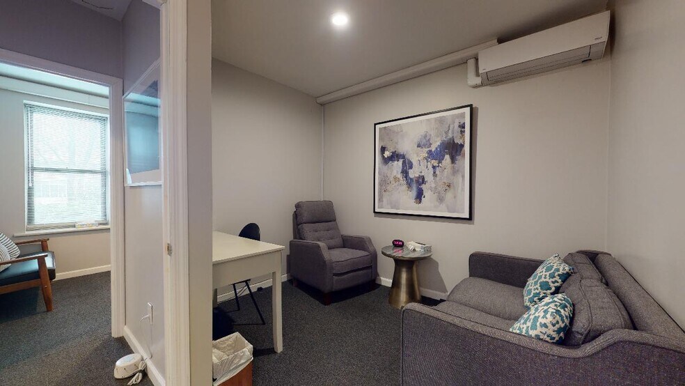 More Photos Of 98120 Queens Blvd, Rego Park Apartments For Sale