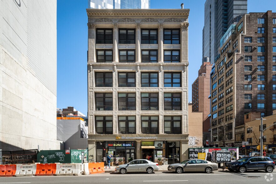More Photos Of 838 Sixth Ave, New York Office For Lease
