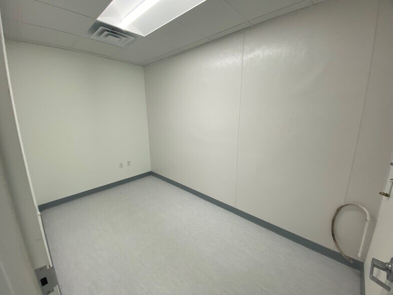 More Photos Of 5835 Shugart Ln, Traverse City Manufacturing For Lease