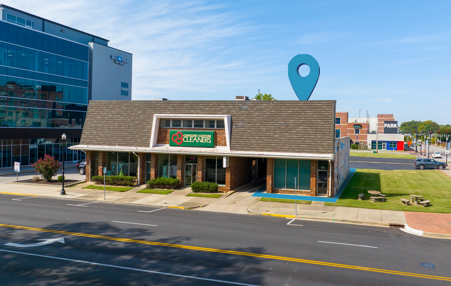 Primary Photo Of 214 Frederica St, Owensboro Storefront Retail Office For Lease