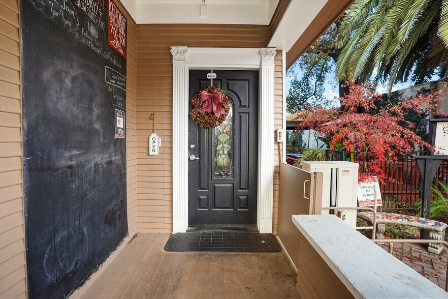 More Photos Of 1126 14th St, Modesto Restaurant For Sale